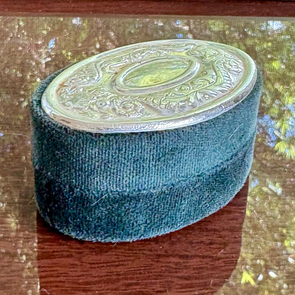 Godinger Silver Plated Vintage Oval Velvet Trinket Box, Dark Blue